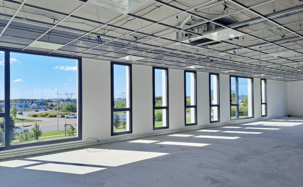 Rezé Nantes Sud - À louer plateau de bureaux neuf 810 m2 