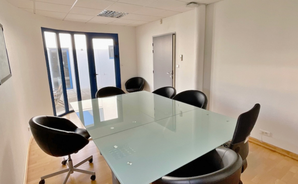 Givrand - À louer ensemble de bureaux 130 m2 