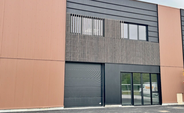 Le Bignon - Local d'activité neuf 392 m2 à louer