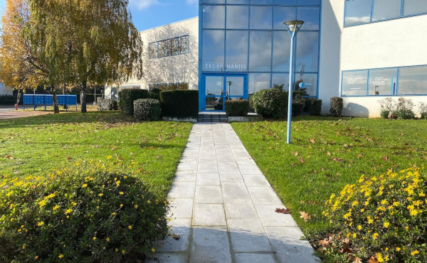 La Chapelle sur Erdre - À louer bureau 12 m2