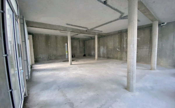 Nantes Ile de Nantes CHU - À vendre local commercial 116 m2 