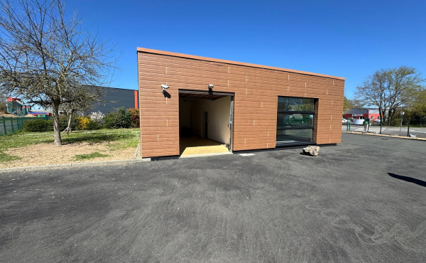 Le Loroux Bottereau - Local activité 150 m2 à vendre 