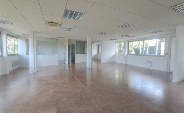 Rezé - Plateau de bureaux 170 m2 à louer