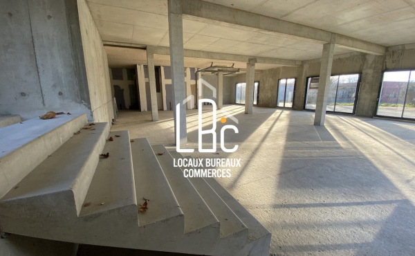 Nantes Est - Local commercial 275 m2 à vendre