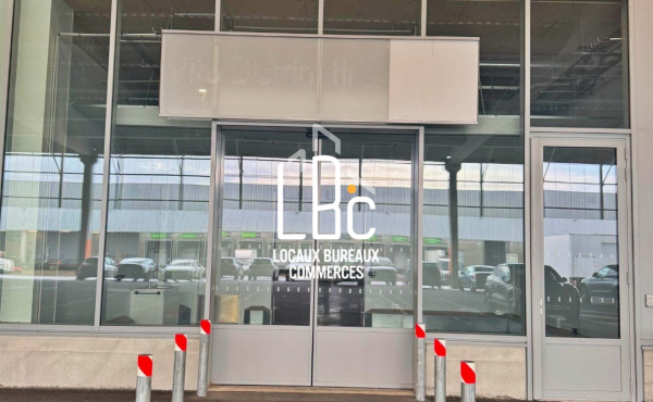 Rezé - Local commercial 269 m² à louer