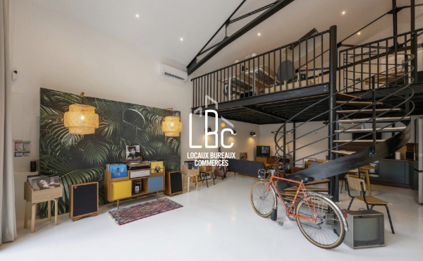 Nantes - À louer bureau meublé 95 m²