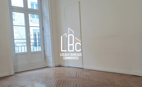 Nantes centre ville - Plateau de bureaux 110 m² à louer