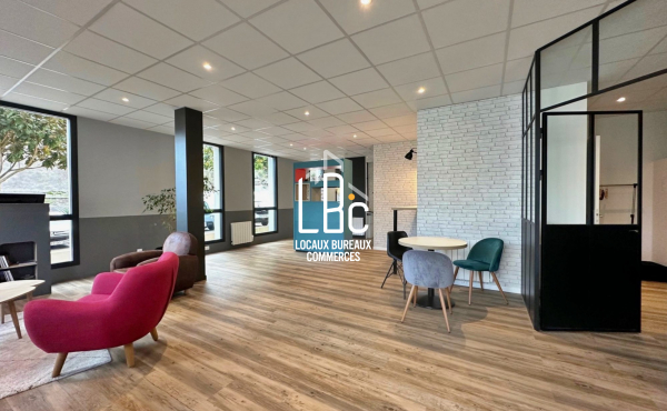 Saint Julien de Concelles - A louer local commercial 128 m²
