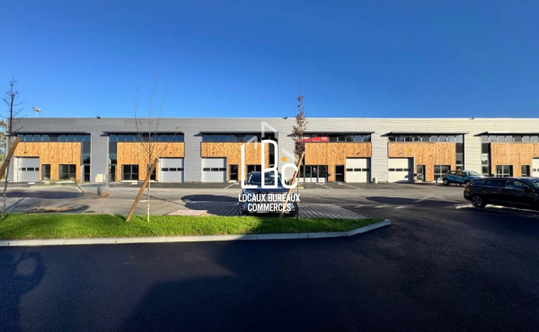 Basse Goulaine - Local d'activité neuf 253 m² à vendre