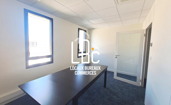 Rezé- Bureau 71m2