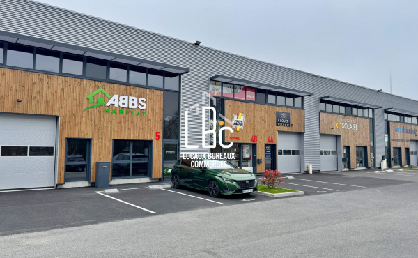 Basse Goulaine - À vendre local d'activité neuf 160,20 m²