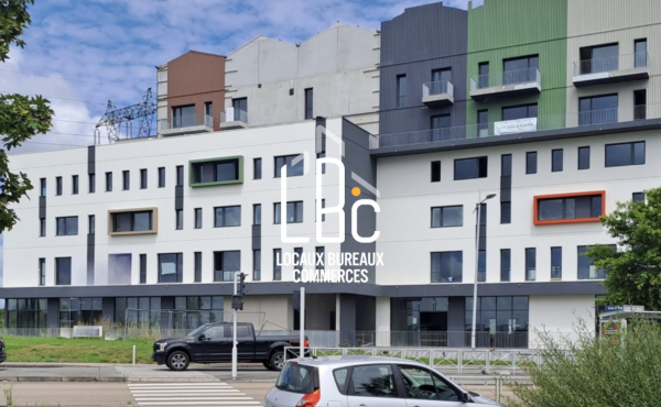 Rezé Nantes Sud - Plateau de bureaux 67 m² à louer