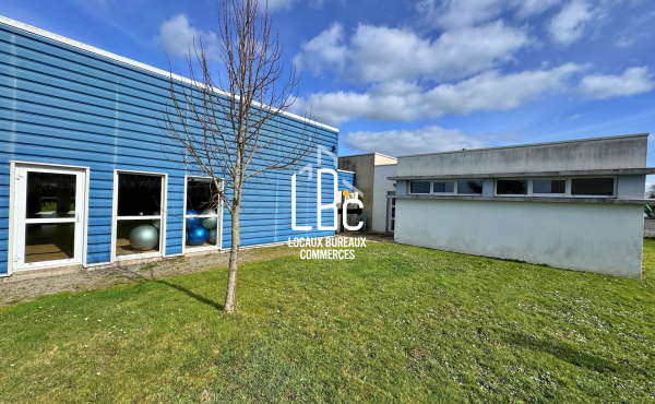 Saint Hilaire de Chaléons - À vendre 575 m ²